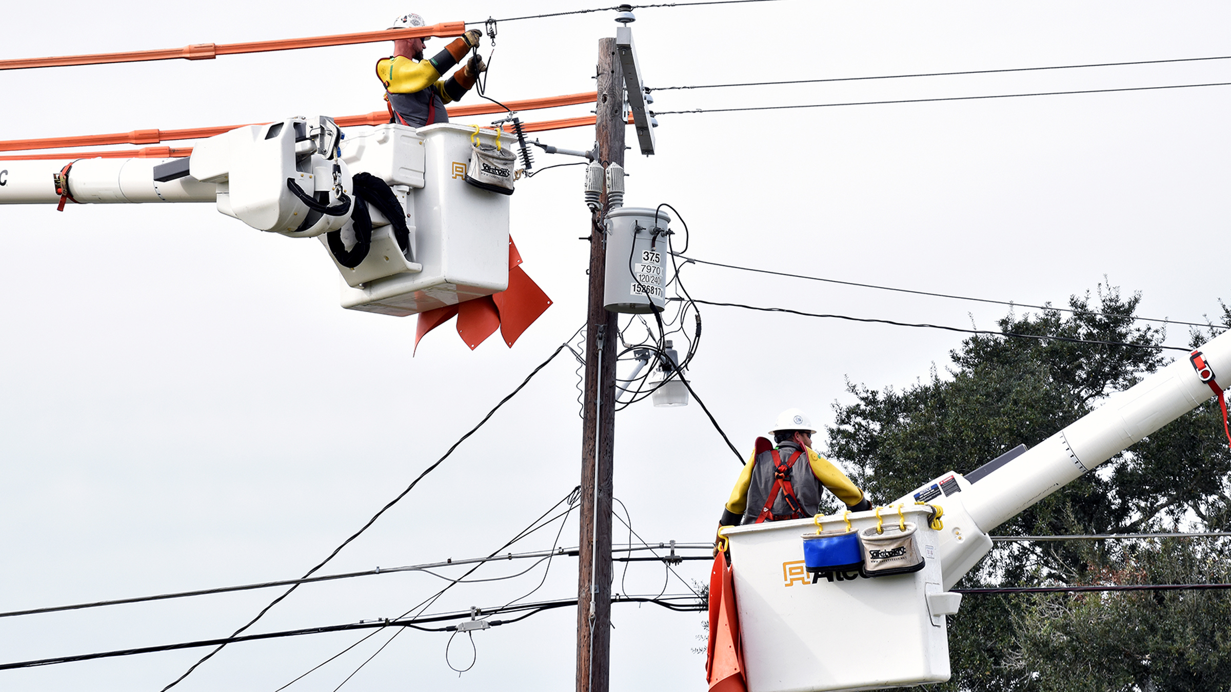 Pictured is a crew working near Lilac Street and Highway 643 in Vacherie. 