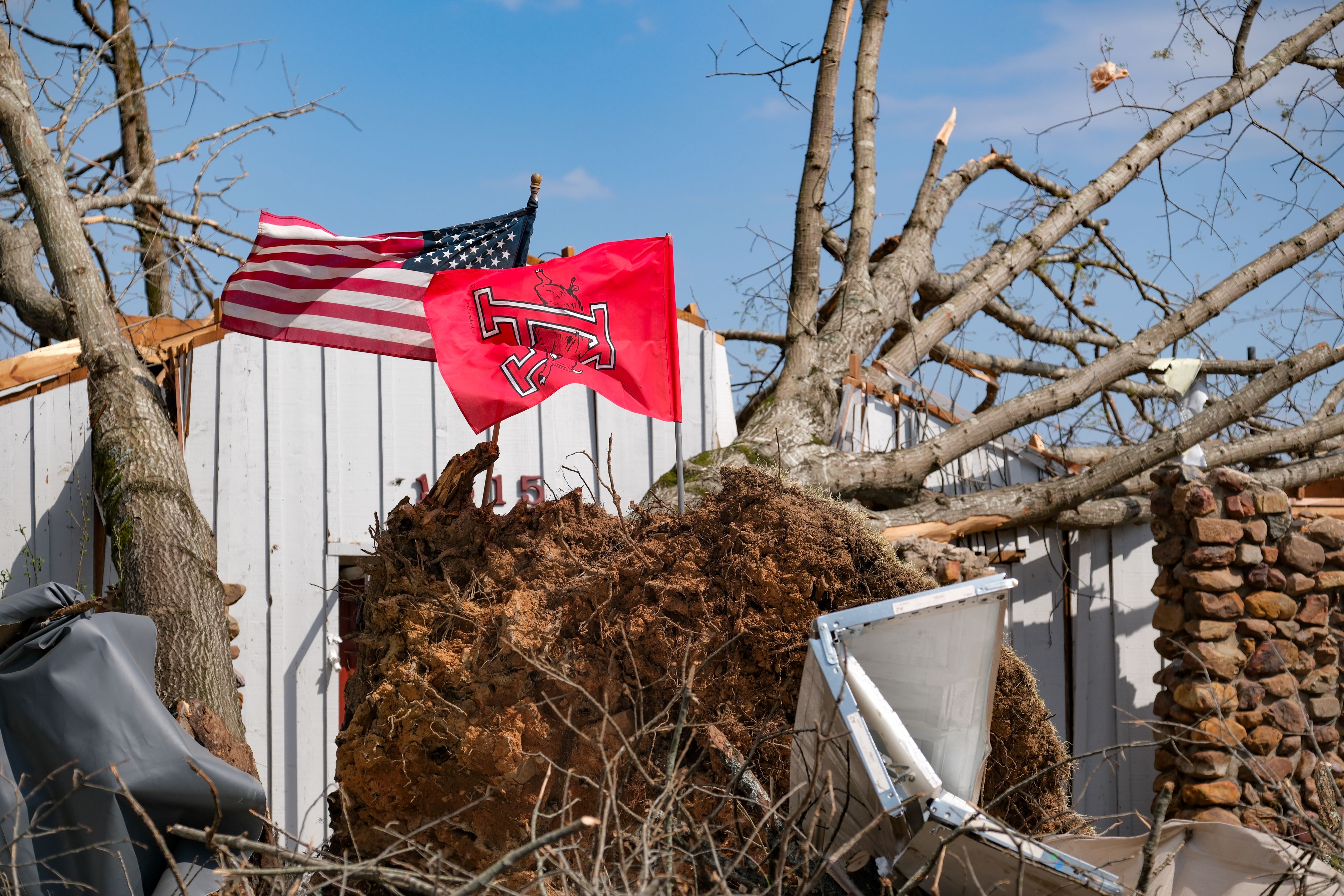 Entergy Arkansas pledges up to $100K to Red Cross to help state's tornado victims