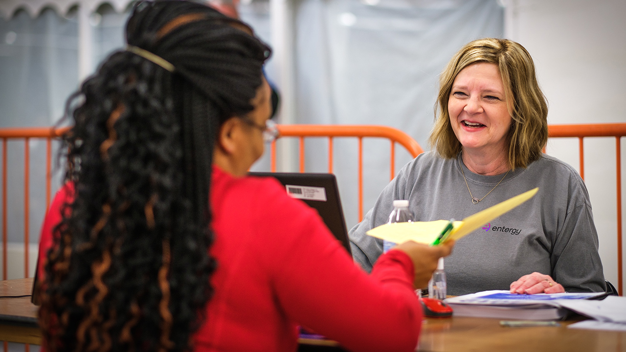 IRS-certified volunteers will help low- and moderate-income customers with tax prep for free.