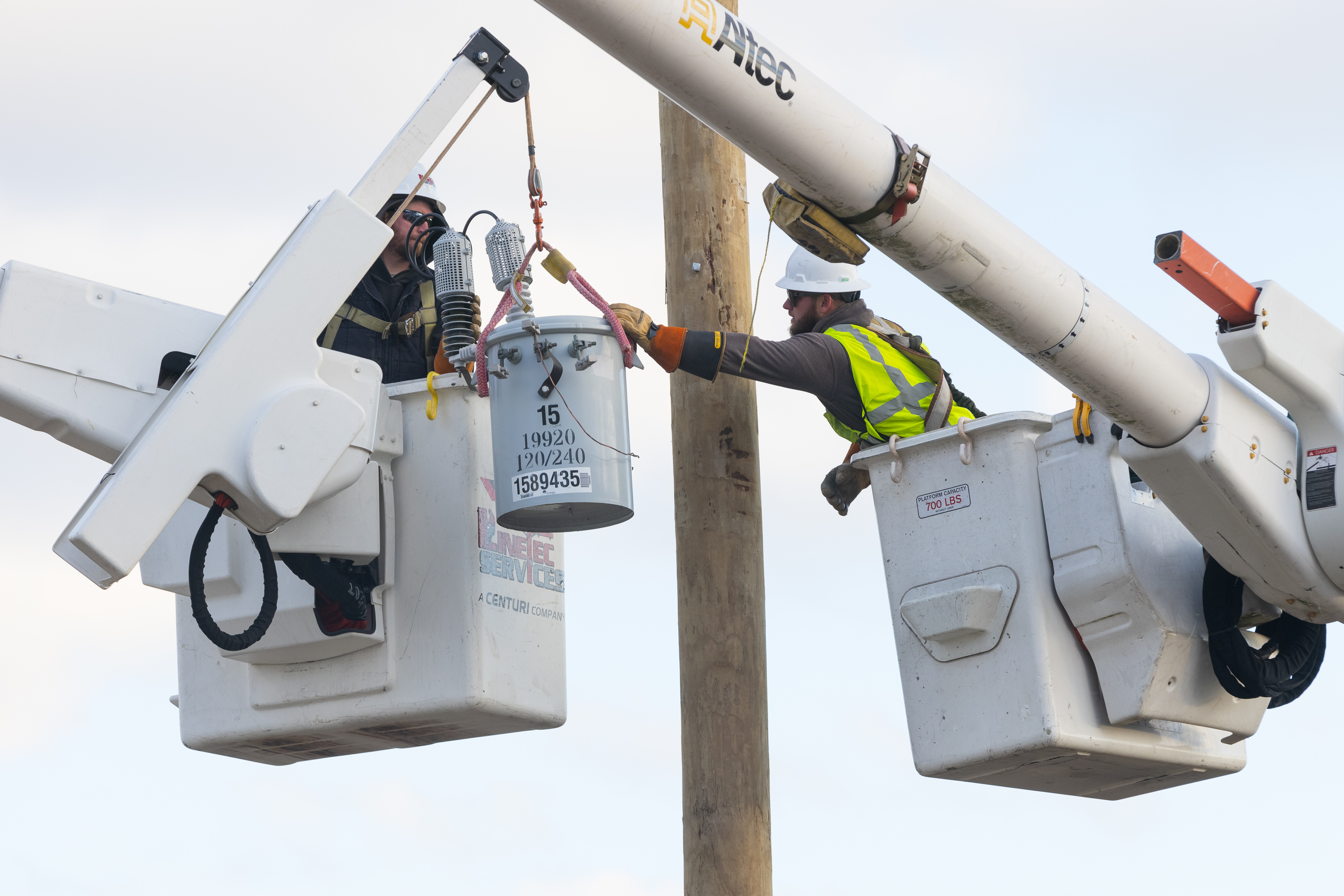 Entergy Texas crews working to safely restore power in Orange, TX.