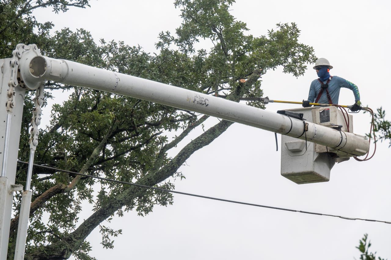 Entergy Hurricane Francine Update P M