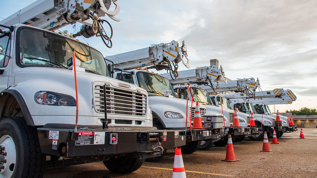 Customers in hardest-hit areas should prepare for possibility of weeks-long power outages.
