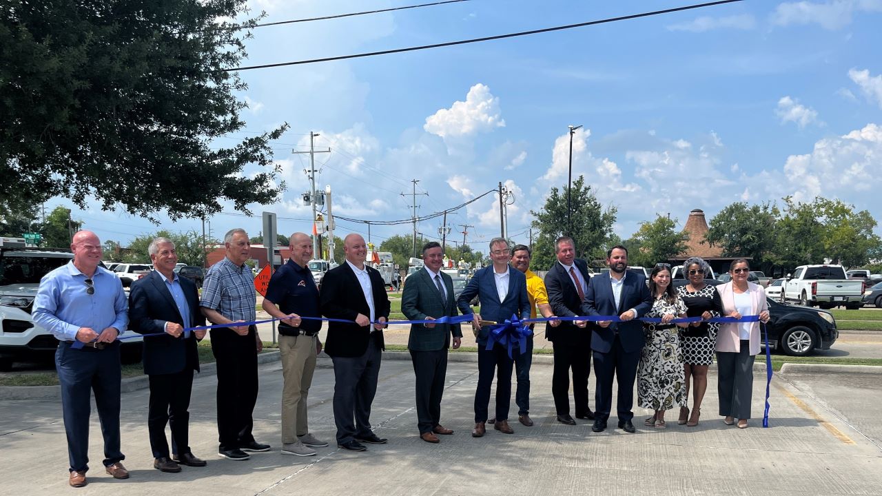 Company and local officials celebrate initial project that will harden more than five miles of power lines in Oak Park area.